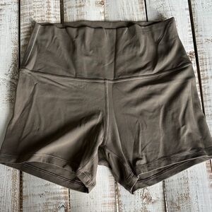 Lululemon Align 4” High Rise Short Size 8 Nomad